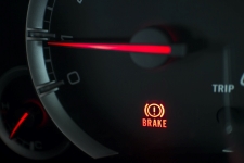 low-brake-fluid-warning-light-Auto-Service_Experts - Auto Repair San Antonio | Auto Service Experts Brake warning light illuminated on dashboard requiring inspection