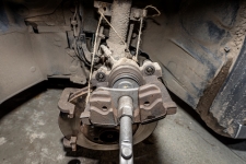 auto-service-experts-seized-brake-caliper-piston-diagnosis-san-antonio - Auto Repair San Antonio | Auto Service Experts Seized brake caliper piston preventing proper pad release and causing rapid pad wear during diagnostic at Auto Service Experts in San Antonio, TX.