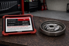 torque-converter-clutch-live-data-monitoring-scan-tool – Auto Repair San Antonio | Auto Service Experts Live scan data displaying torque converter clutch command and slip values, as Jason Leacock evaluates proper lockup operation during a drivability concern in San Antonio