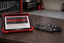 transmission-hydraulic-pressure-testing-gauge-diagnostics – Auto Repair San Antonio | Auto Service Experts Hydraulic pressure testing setup connected to a transmission to measure line pressure and gear circuit performance, helping confirm whether the issue is solenoid-related or internal wear at Auto Service Experts